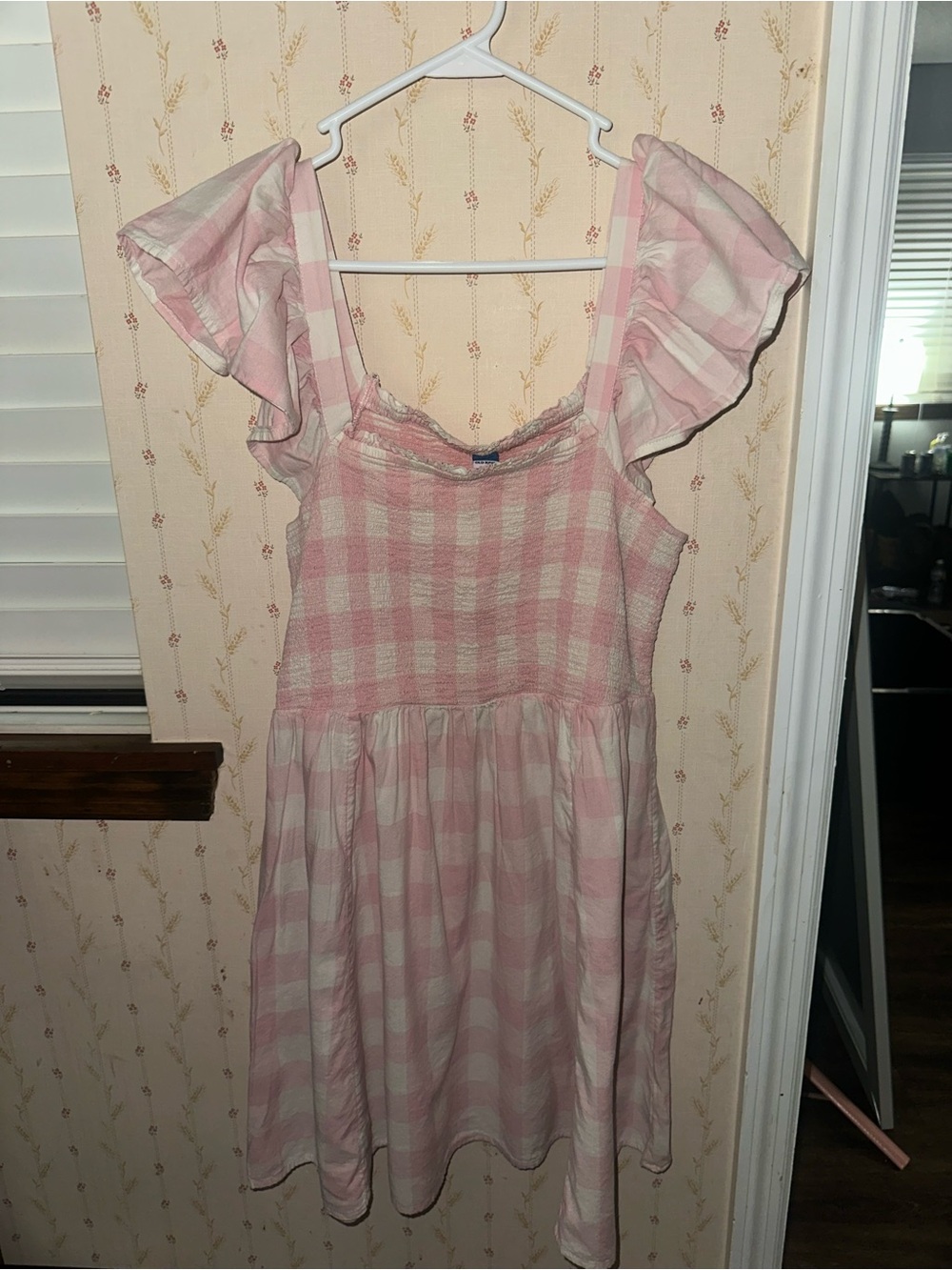 Women’s Pink Gingham Ruffle Sleeve Dress